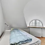 Twelve-bedroom In *
