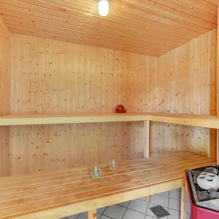 Tatil Evi Twelve-Bedroom Accommodation In Ulfborg