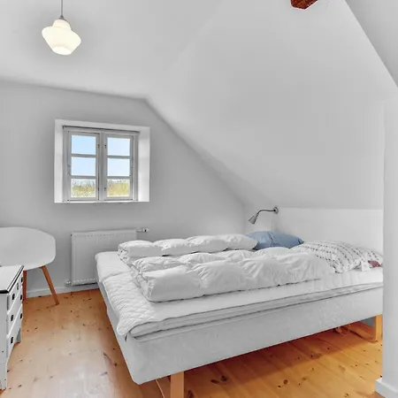 Twelve-Bedroom Accommodation In Ulfborg Tatil Evi *