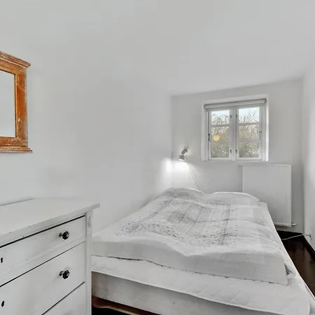Twelve-Bedroom Accommodation In Ulfborg Ulfborg
