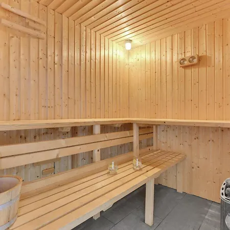Twelve-Bedroom Accommodation In Ulfborg Tatil Evi Ulfborg