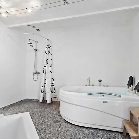 Tatil Evi Twelve-Bedroom Accommodation In Ulfborg *