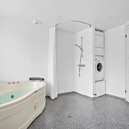 Vakantiehuis Mooi Huis Met 12 Slaapkamers In Ulfborg *