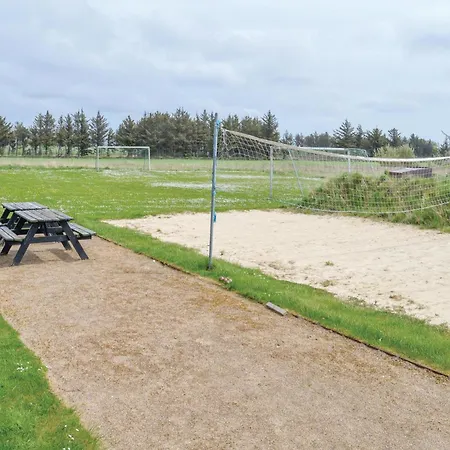 Twelve-bedroom In Ulfborg Casa de Férias Ulfborg