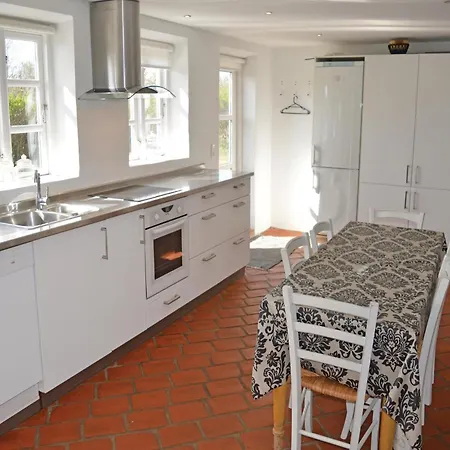 Twelve-bedroom In Ulfborg