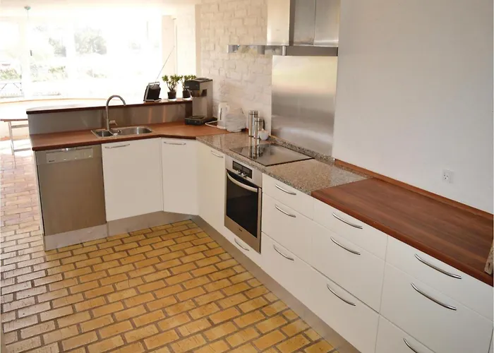 Twelve-bedroom In Dom wakacyjny *
